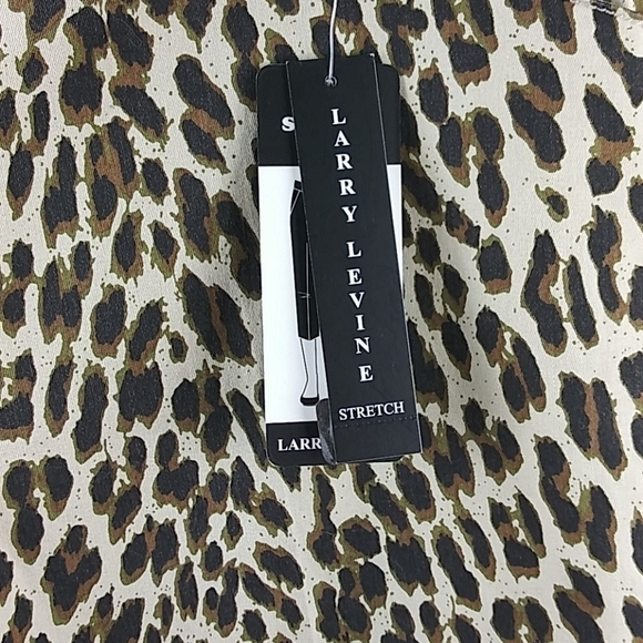 Larry Levine Natural Leopard Print Mid Rise Cuff Hem Slim Leg Cropped Pant - Picture 5 of 15